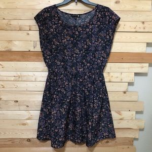 Cotton On Women’s Black Floral Print dress size M